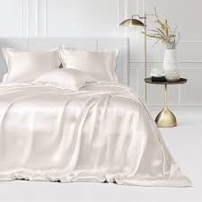 Satin Lune Sleep Bundle – Satin Pillowcase Pair & Fitted Sheet